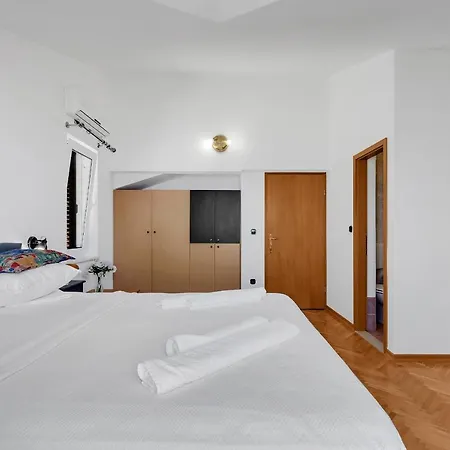 Lazeta