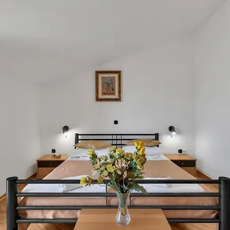 Appartement Lazeta Duće